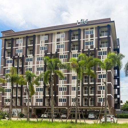 Life Grand Chiang Mai Hotel Exterior foto