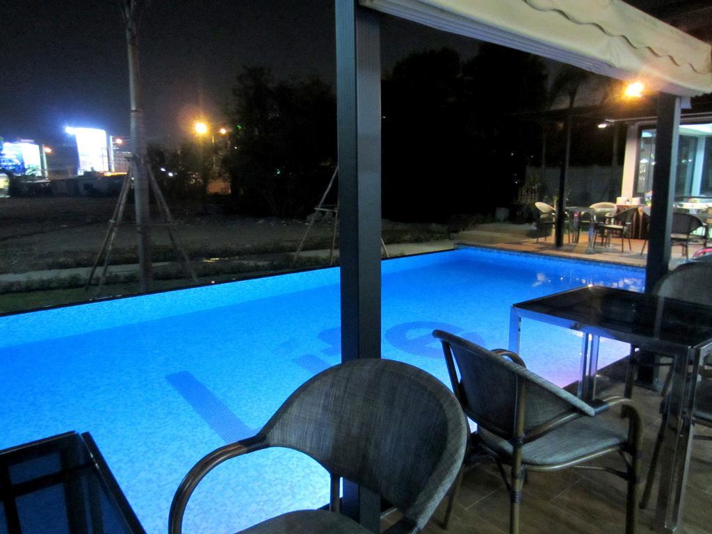 Life Grand Chiang Mai Hotel Exterior foto