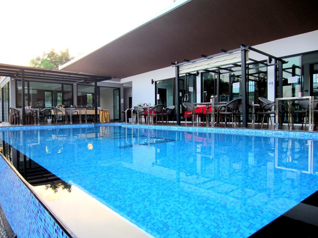 Life Grand Chiang Mai Hotel Exterior foto