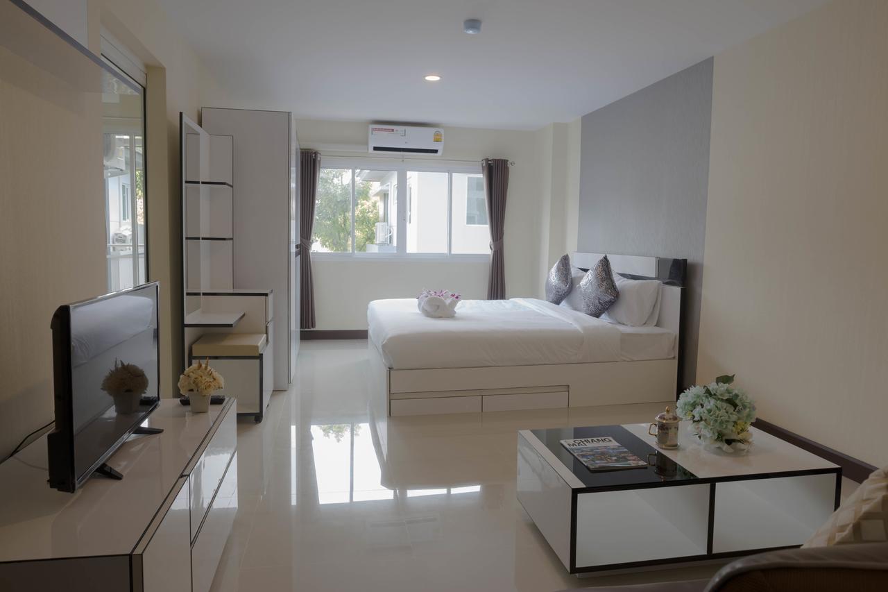 Life Grand Chiang Mai Hotel Exterior foto