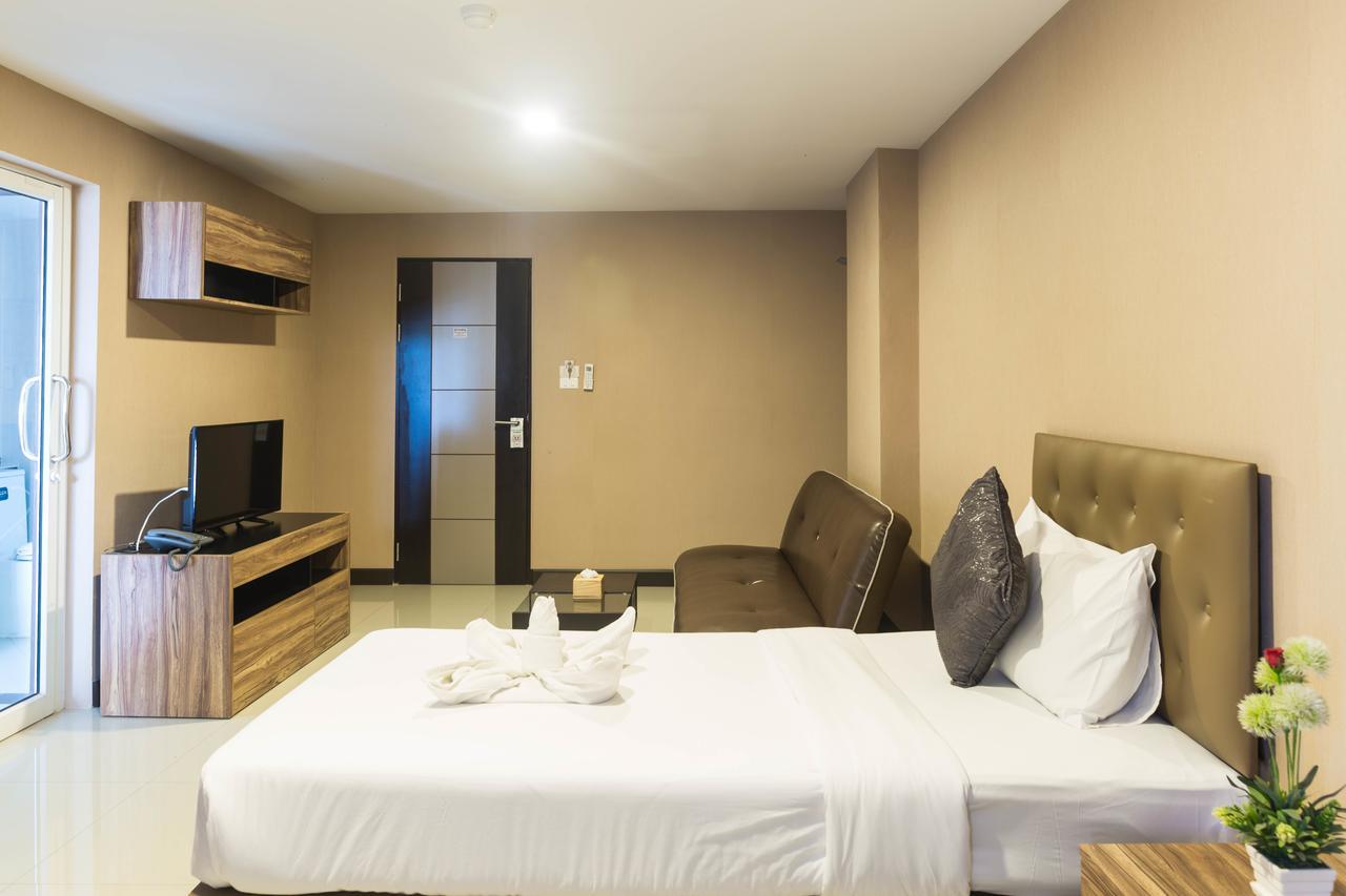Life Grand Chiang Mai Hotel Exterior foto